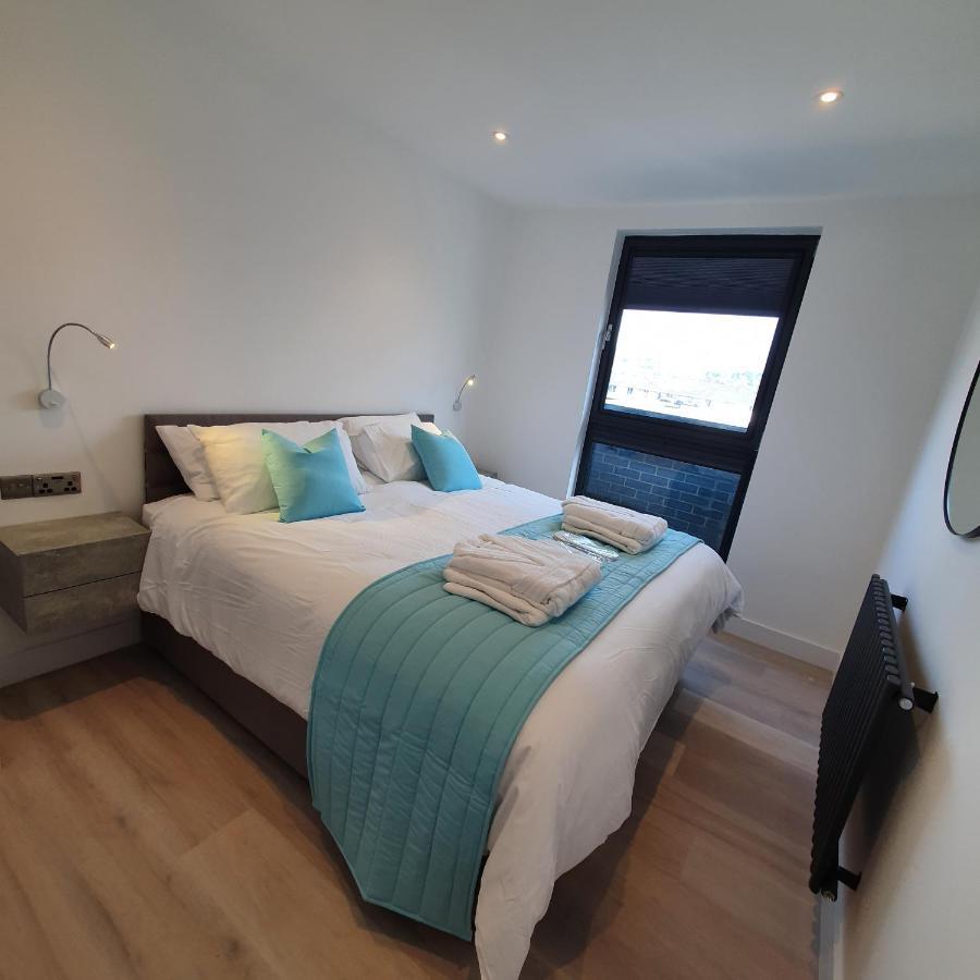 Central Penthouse With Hot Tub & Views 24 Cheltenham Exteriér fotografie