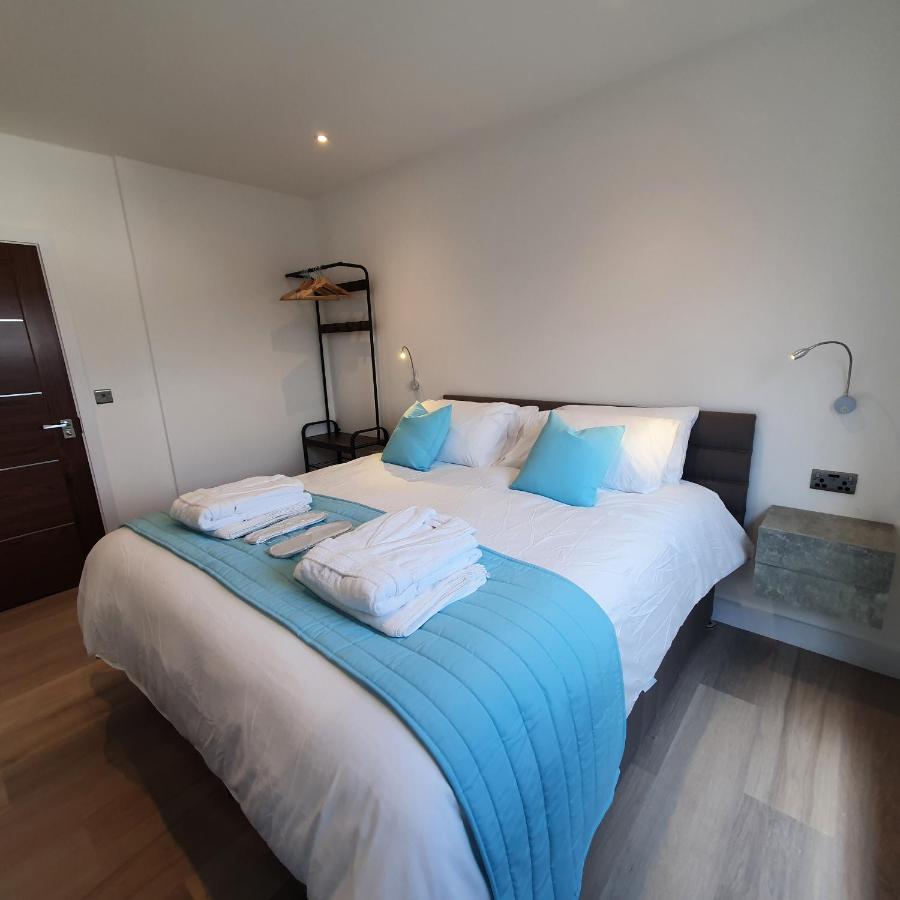 Central Penthouse With Hot Tub & Views 24 Cheltenham Exteriér fotografie
